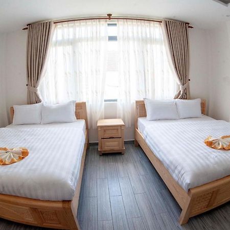 Phong Nguyet Hotel Да Лат Екстериор снимка